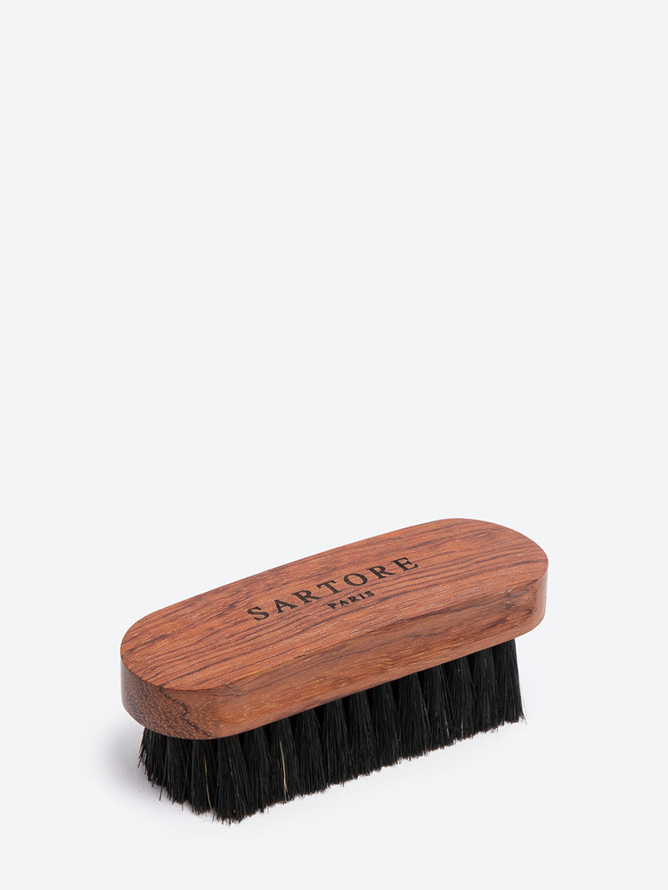 BROSSE EN CRIN DE CHEVAL 2
