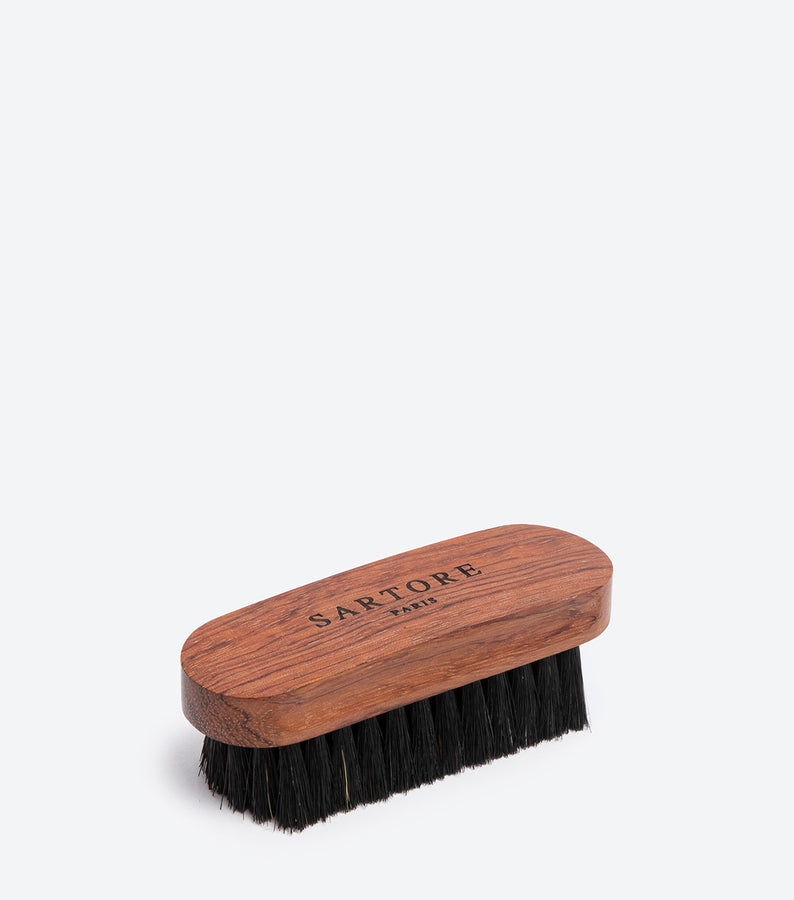 BROSSE EN CRIN DE CHEVAL