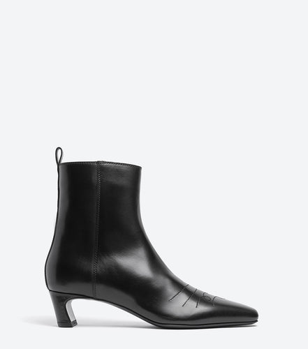 SR4835 PARMA NERO